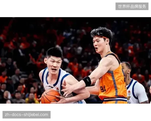 总决赛成极致节奏攻防战，上海队高速转换欲冲击广厦阵地防守