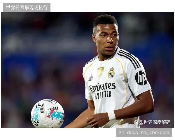 姆巴佩的无球跑动与创造力同样致命，对手防线将面临立体化打击